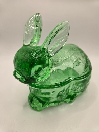 Spring green glass - , bunny