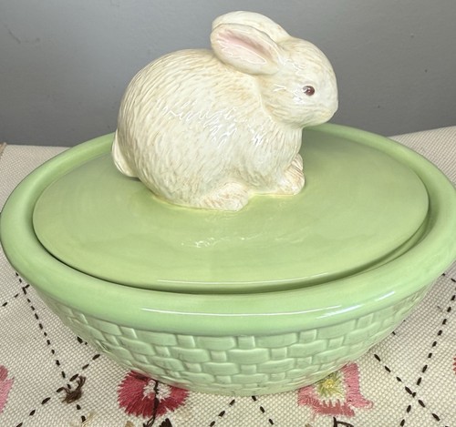 Vintage hallmark easter bunny - hallmark,